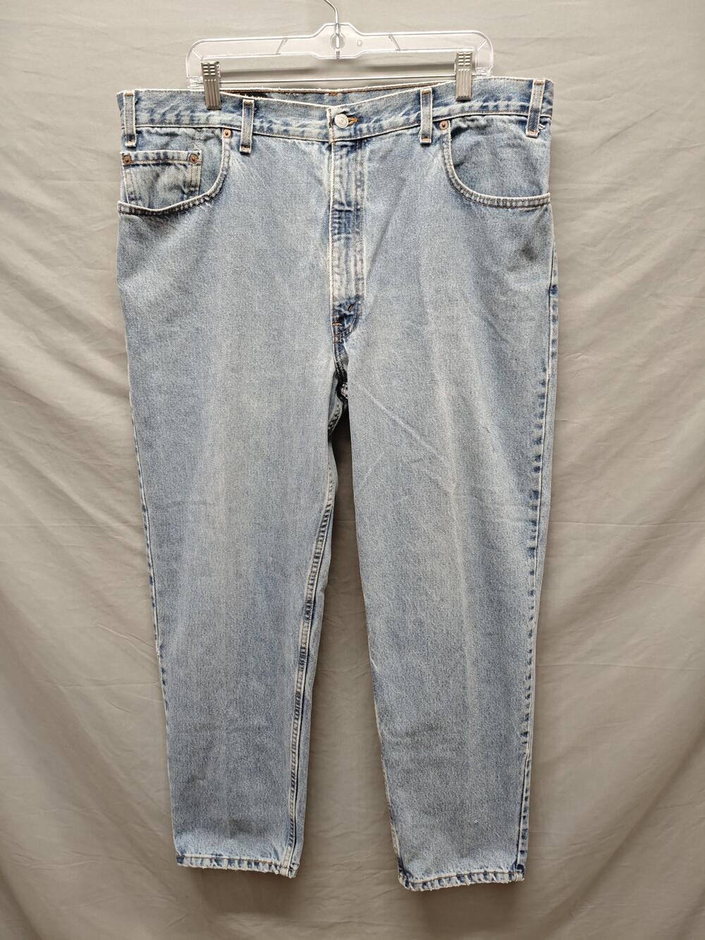 Vintage Levis 560 Jeans Mens 40x30 Denim Light Wash Loose Fit Tapered Leg 90s